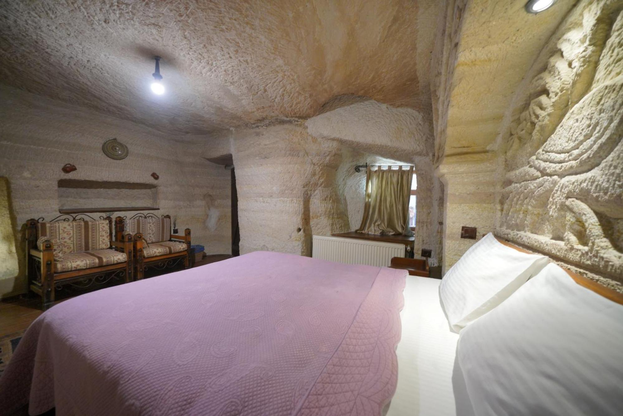 Отель Turan Cappadocia Cave Гореме Экстерьер фото