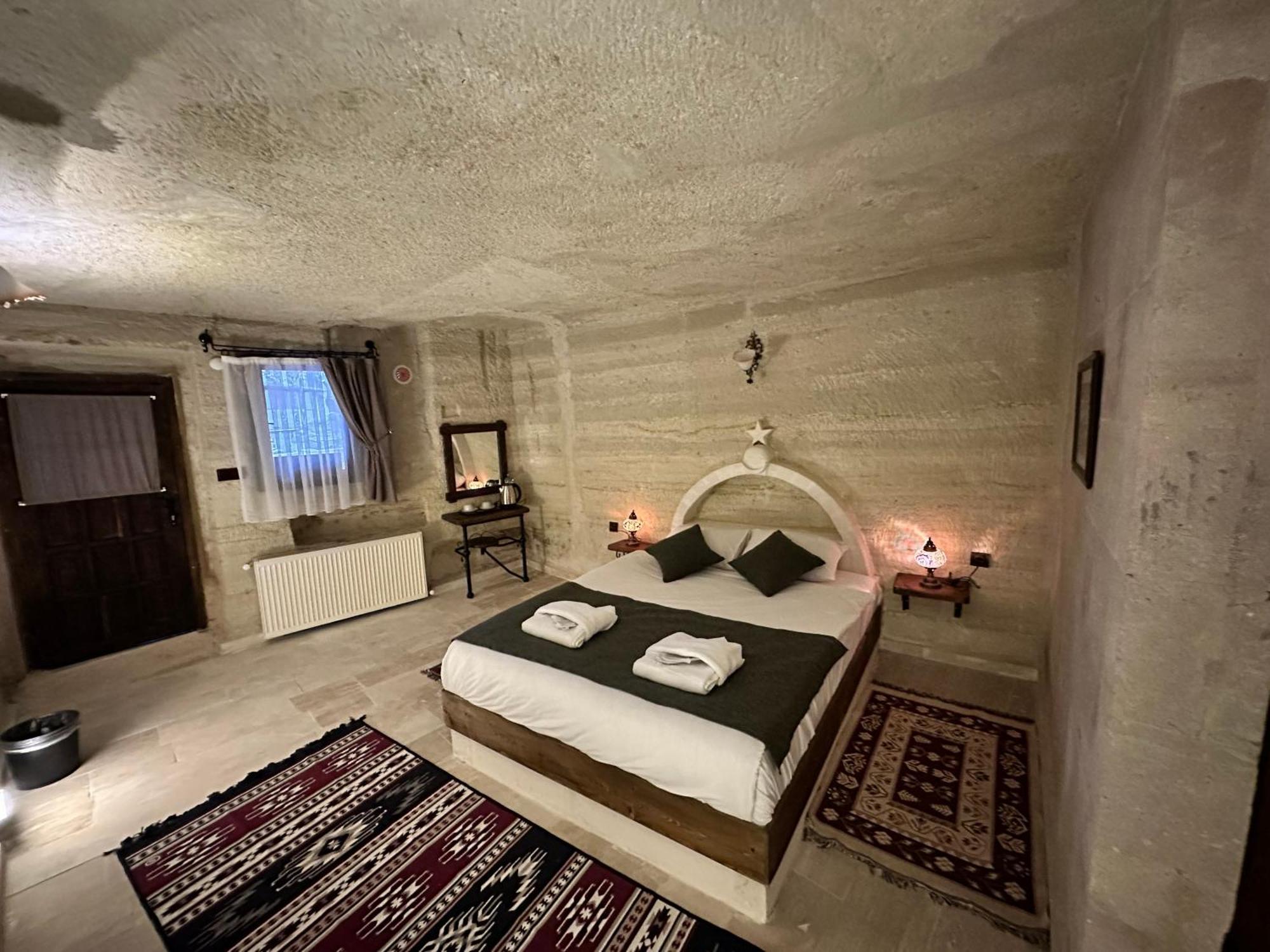 Отель Turan Cappadocia Cave Гореме Экстерьер фото